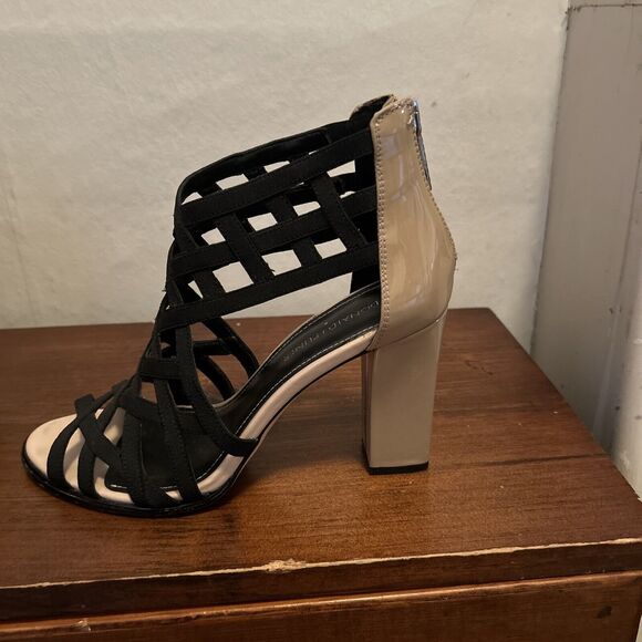 DONALD PLINER Black & Tan Sandals 4” Block Heel . Zip Back Sz 8.5 Formal Patent - Picture 2 of 8